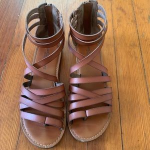 American Eagle sandals